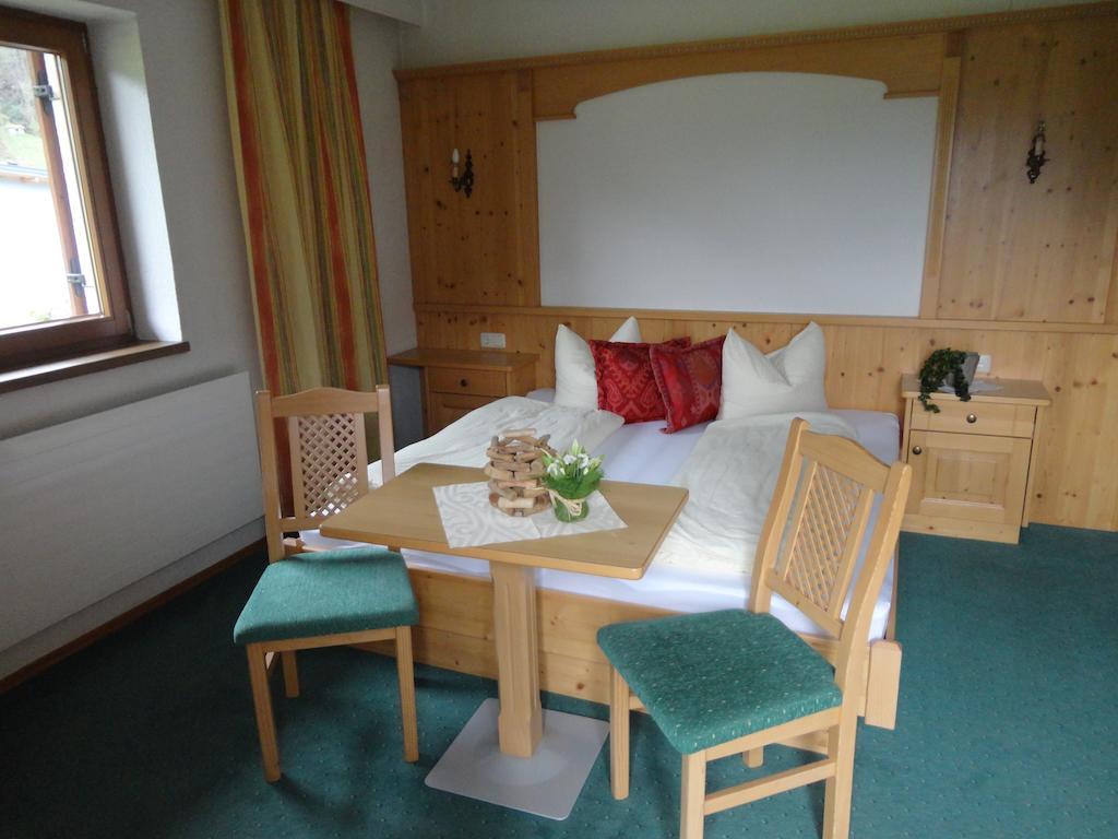 Landhaus Theresia Apartment Fuegen Luaran gambar