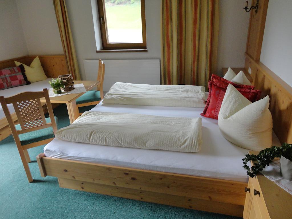 Landhaus Theresia Apartment Fuegen Bilik gambar